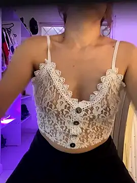 Snapshot of lia_huan chatting on September 2025 02:12:01 PM lia huan online show from September 2025 02:12:01 PM