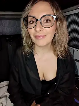 Snapshot of Jade_Emeraud chatting on February 2026 09:13:02 PM Jade Emeraud online show from February 2026 09:13:02 PM