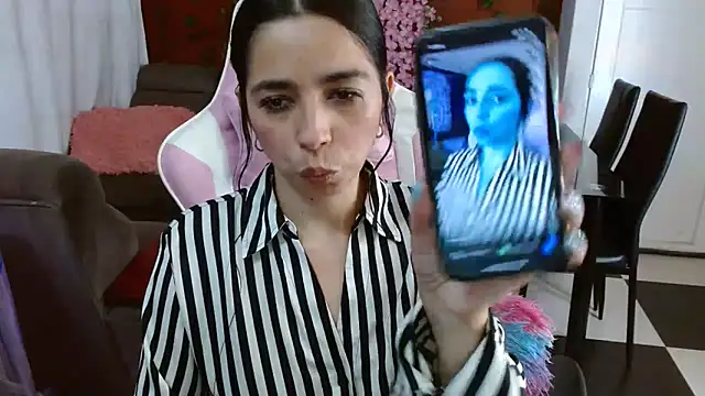 kendall all4u online show from April 2026 05:36:01 AM