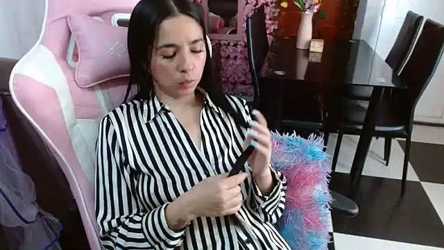 kendall all4u online show from April 2026 03:08:01 AM