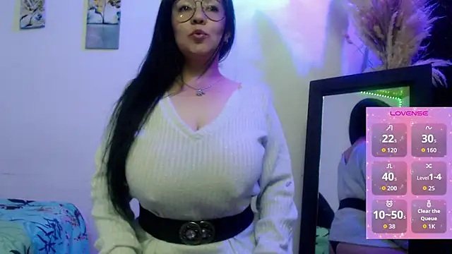 Donniia online show from February 2026 10:42:01 PM