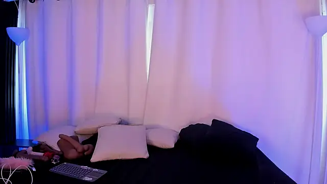 Emiilycollins online show from January 2026 03:52:01 PM