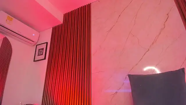 Emiilycollins online show from March 2025 05:13:02 AM