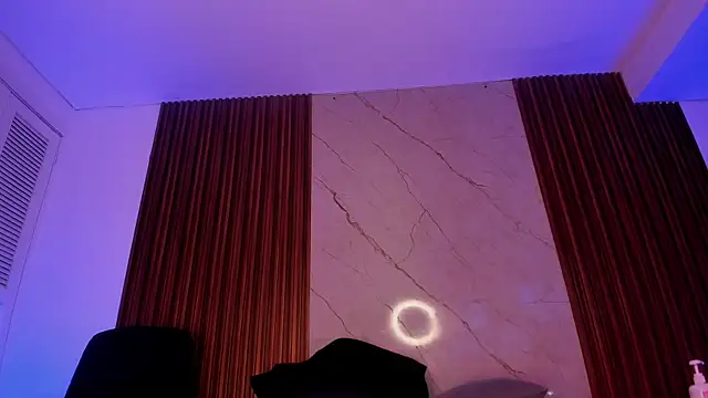 Snapshot of Emiilycollins chatting on November 2025 02:21:01 AM Emiilycollins online show from November 2025 02:21:01 AM