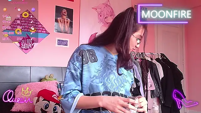 moonfiredancer online show from March 2026 01:35:02 PM