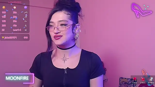 moonfiredancer online show from November 2025 11:09:01 AM