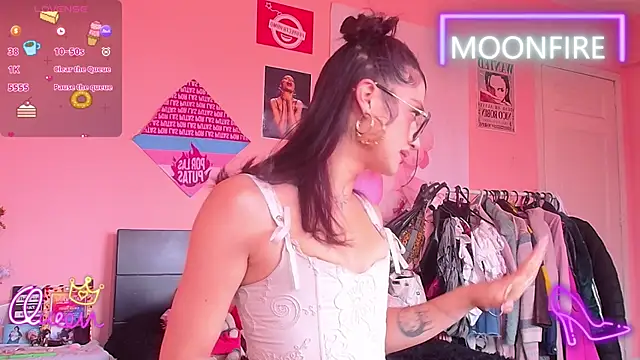 moonfiredancer online show from May 2026 04:43:02 PM