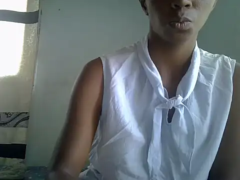 Snapshot of ElianeHot chatting on October 2025 08:47:01 AM ElianeHot online show from October 2025 08:47:01 AM