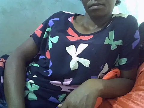 ElianeHot online show from April 2026 02:25:01 PM
