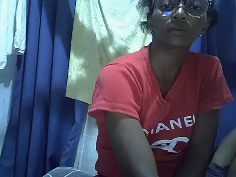 ElianeHot online show from April 2026 06:58:02 PM