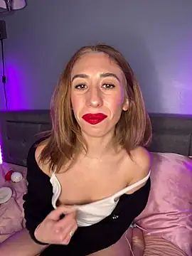 Snapshot of petitebarbiexxx chatting on December 2024 04:59:02 AM petitebarbiexxx online show from December 2024 04:59:02 AM