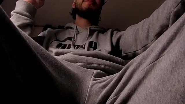 s sven03 online show from May 2026 03:50:02 AM