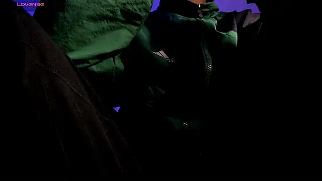 s sven03 online show from March 2026 11:01:02 PM