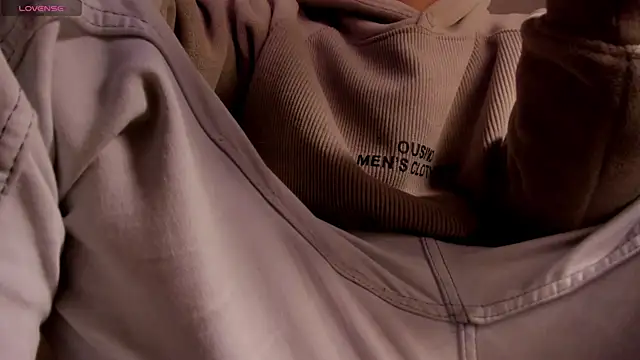 s sven03 online show from April 2026 12:01:01 AM