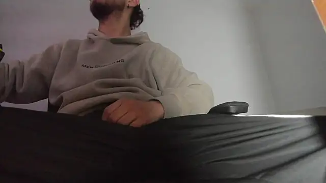 s sven03 online show from November 2025 03:50:02 AM