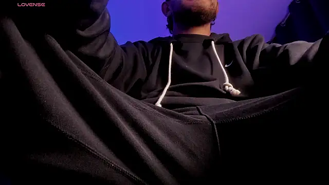 s sven03 online show from March 2026 02:18:02 AM