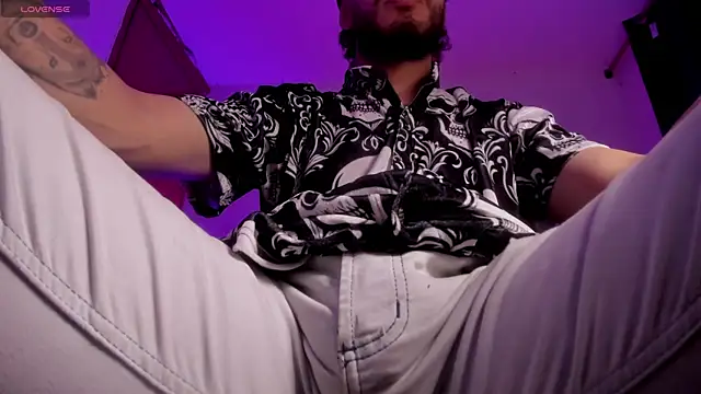 s sven03 online show from April 2026 11:44:02 PM