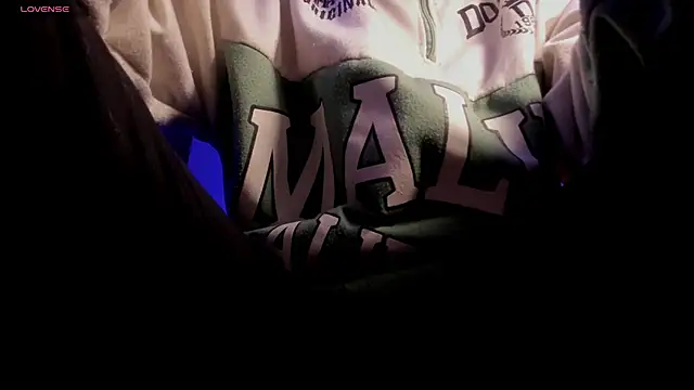 s sven03 online show from March 2026 01:49:01 AM