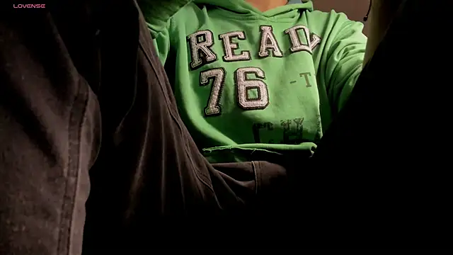 s sven03 online show from March 2026 08:32:02 PM