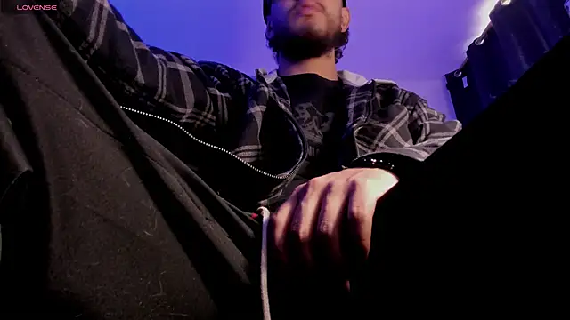 s sven03 online show from March 2026 09:16:01 PM