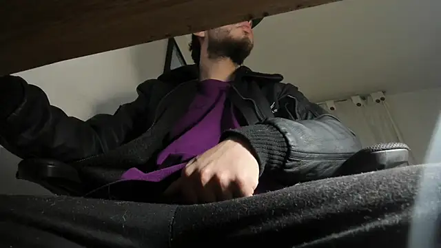 s sven03 online show from March 2025 06:50:02 AM