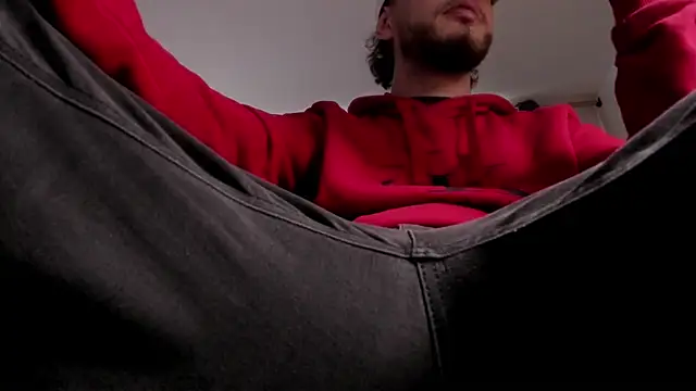 s sven03 online show from June 2026 08:28:01 PM