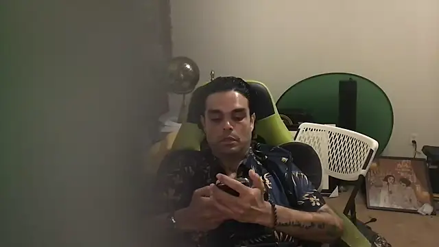 GForceSavage online show from November 2025 03:32:01 AM