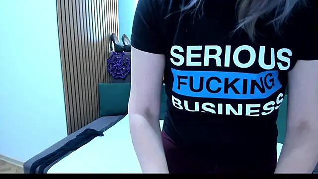 Lilly hott online show from November 2025 07:08:02 PM