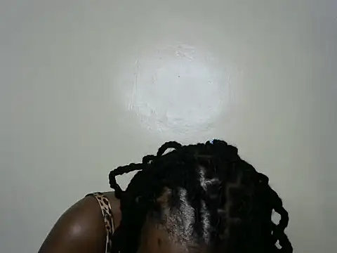 Snapshot of Rasta_tattooed chatting on September 2025 12:49:02 PM Rasta tattooed online show from September 2025 12:49:02 PM