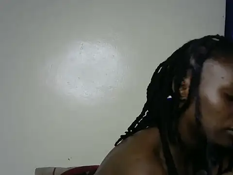 Snapshot of Rasta_tattooed chatting on September 2025 04:33:02 PM Rasta tattooed online show from September 2025 04:33:02 PM