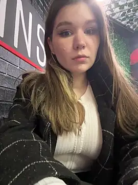 PumaShyXD online show from December 2025 09:58:01 AM