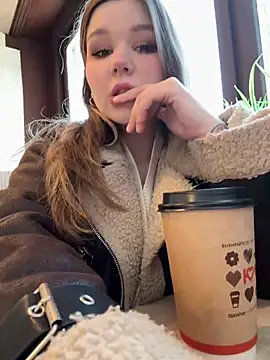 PumaShyXD online show from April 2026 10:21:02 AM