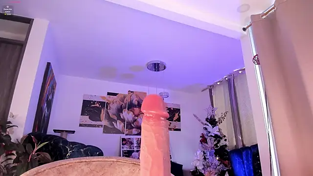 pretty pettite online show from January 2026 09:40:02 PM