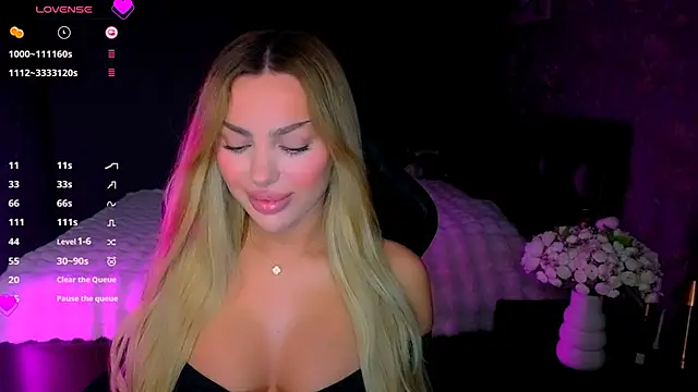 babyleilaa online show from April 2026 08:48:02 PM