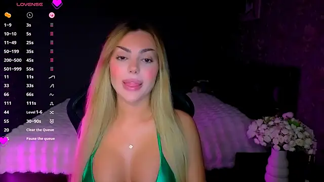 babyleilaa online show from April 2026 08:45:02 PM