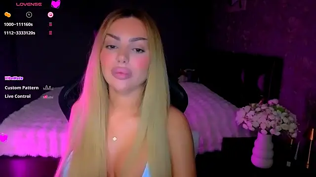 babyleilaa online show from April 2026 08:54:01 PM