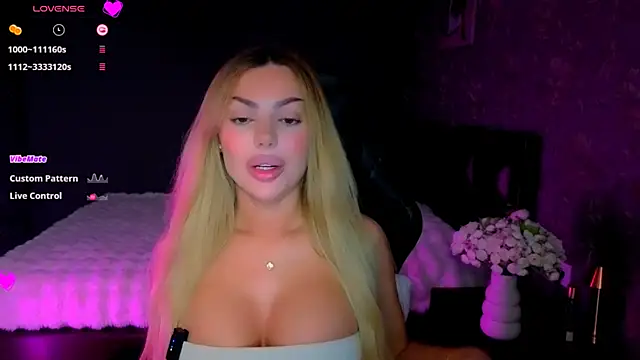 babyleilaa online show from April 2026 08:44:02 PM
