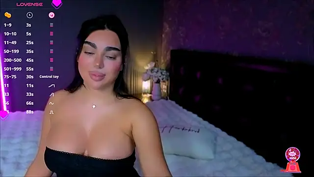 babyleilaa online show from October 2025 11:00:02 PM