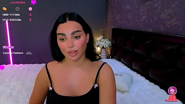 babyleilaa online show from October 2025 07:15:01 PM