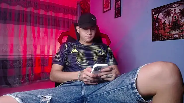 mexican cum online show from February 2026 02:00:02 AM