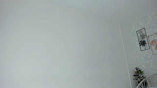 Snapshot of Adria_ross chatting on November 2025 12:21:01 PM Adria ross online show from November 2025 12:21:01 PM