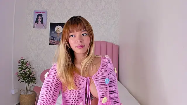 Snapshot of Adria_ross chatting on February 2026 01:30:01 PM Adria ross online show from February 2026 01:30:01 PM