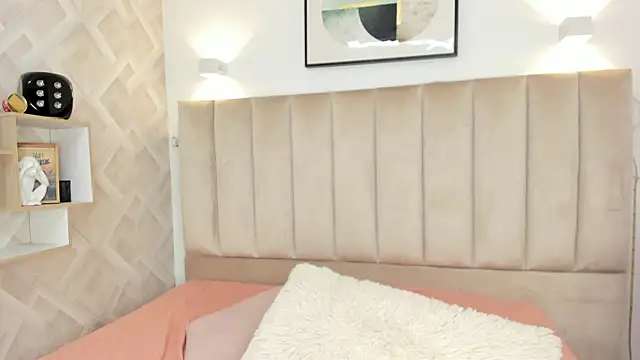 Anniie Queen online show from March 2026 03:51:02 AM