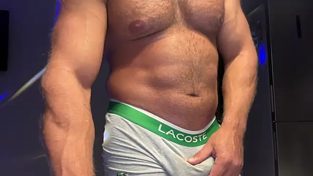 Snapshot of KarlosRichi chatting on December 2024 05:33:02 PM KarlosRichi online show from December 2024 05:33:02 PM