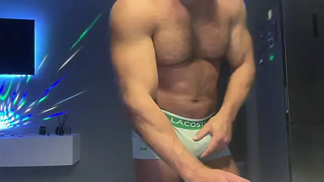 Snapshot of KarlosRichi chatting on January 2025 05:39:01 PM KarlosRichi online show from January 2025 05:39:01 PM