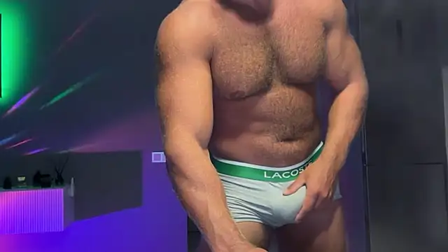 Snapshot of KarlosRichi chatting on October 2025 03:35:02 PM KarlosRichi online show from October 2025 03:35:02 PM