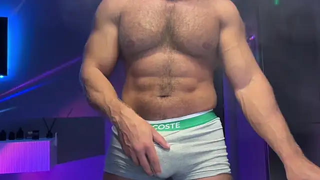 KarlosRichi online show from November 2025 05:24:02 PM