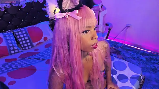 Snapshot of kary_bunny3 chatting on December 2025 06:47:01 AM kary bunny3 online show from December 2025 06:47:01 AM