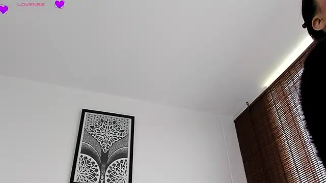 VeronicaTonu online show from October 2025 07:40:01 PM