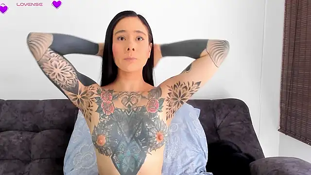 VeronicaTonu online show from February 2026 02:06:01 PM